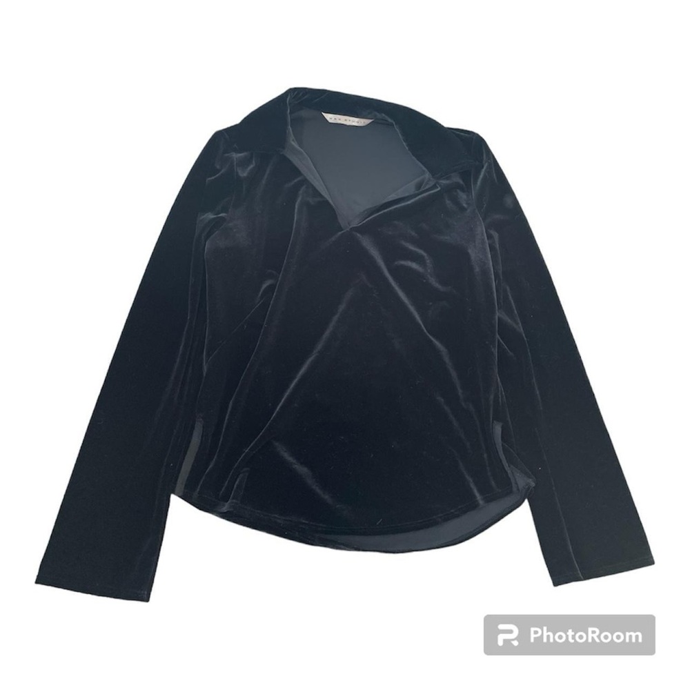 Vintage Y2K 00’s Max Studio long sleeve black velvet top